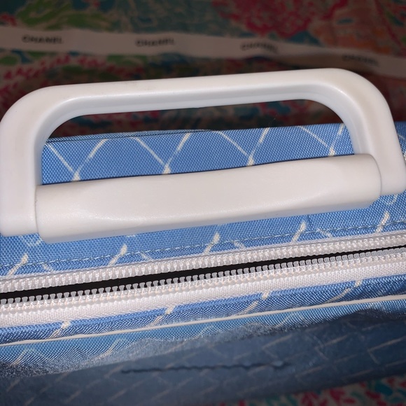 Chanel Large Cosmetic Bag 💙 - Picture 7 of 8